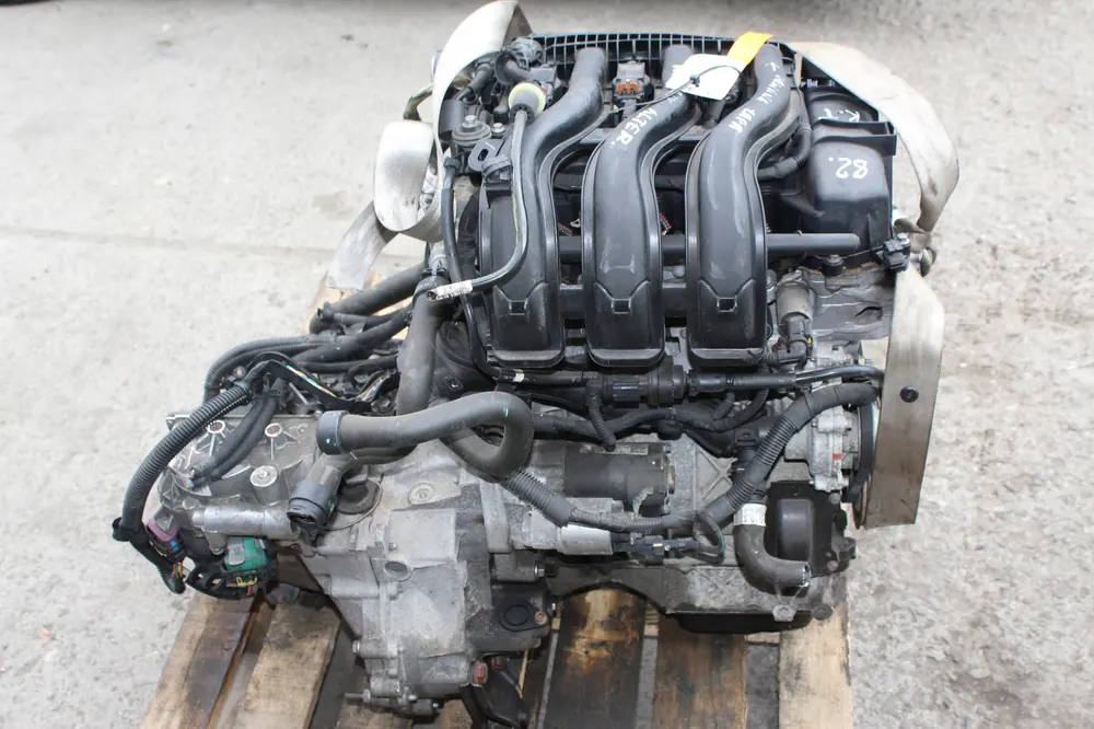 Peugeot Citroen 1.2 THP HM01 complete motor image 4