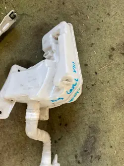 Pesunesteen Säiliö Audi Seat VW Golf VIII 5WA955453A