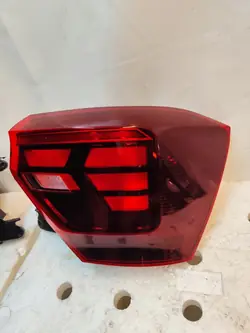 VW POLO 2G LIFT Lampe Arrière Droite Gauche