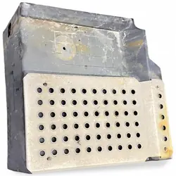 OEM 22078082 Volvo Batterilådlock - Begagnad