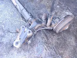 Poutre suspension arrière OEM 416772 pour Peugeot 301
