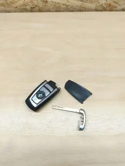 Télécommande BMW OEM 9259717 868MHz pour Série 7 F01-F03