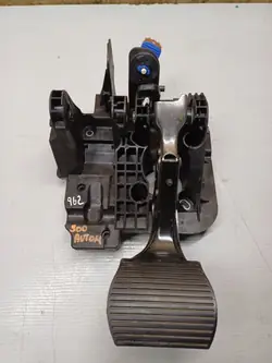 Jarrunappula Fiat Panda III OEM BHZ2122 - Käytetty