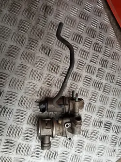 Vanne EGR 06A131501E 1.6 Audi A3 2002