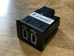 Ford Kuga MK2 Armauflage USB-Anschluss OEM HC3T14F014AC
