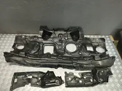 Isolamento anteparo BMW OE 7326969 para F48