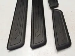 Conjunto proteção soleira KIA Sportage III OEM 858733U010S6