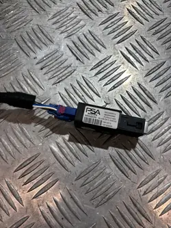 Enchufe USB Tipo C OEM 98328996DX para Citroen