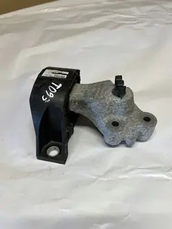 Support Moteur Clio IV Captur Sandero 2