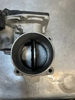 Corps de papillon OEM 35100-2F600 pour Hyundai Tucson III