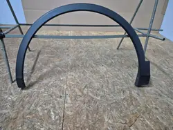 VW TIGUAN II Etu Vasemman Lokasuojan Verhoilu