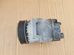 Compresseur A/C OEM 8200678499 pour Renault Scenic II