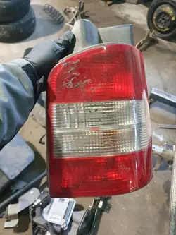 Lámpara trasera izquierda VW Transporter T5 Lift