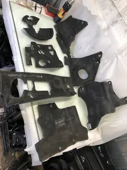 Äänieristys OEM 9831613980 Opel Grandland X:lle