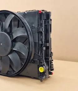 Radiateur Ventilateur Mercedes W205 S205 A205 C63 AMG GT C190