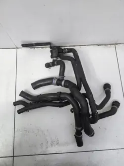 Vesipumpun Letku VW Transporter T6 2.0 TDI