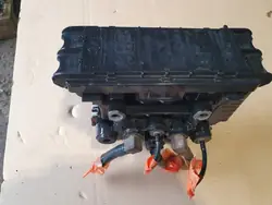 MAN TGX EBS Modulaattoriventtiili OEM K050210 (Käytetty)