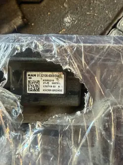 MAN TGX EBS Modulatorventil OEM K050210 (Begagnad)