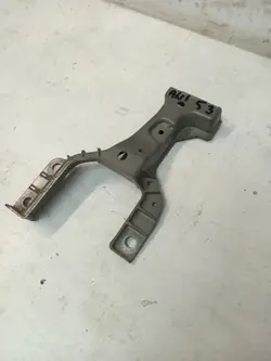 Suporte esquerdo viga dianteira Jaguar XE XF OEM