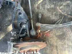 Lexus CT snodo posteriore braccio destro sinistro