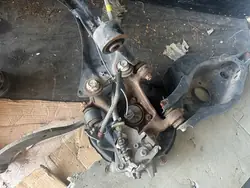 Lexus CT bakre knuckle hub höger vänster arm