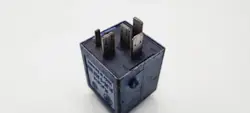 BMW Rele OEM 61358353090 3-sarja E36:lle