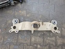 Audi A4 B7 Vaihteiston Tuki OEM 8E0399263AL