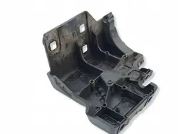 Etupaneelin tuki vasen OEM K8D2103A33AA Range Rover Evoque