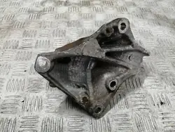 Etumoottorituki OEM 96193563 Citroën C8 2.2L:lle