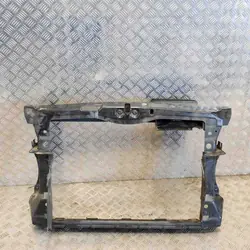 Kokonainen Etupää SKODA OCTAVIA II 1Z0121284B