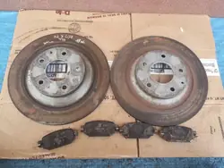 Mazda 3 BM Bakaxel Bromsskivor & Belägg OEM 310126171031