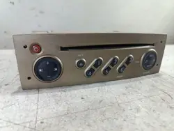 Radio CD Renault OE OEM 8200562687 - Occasion