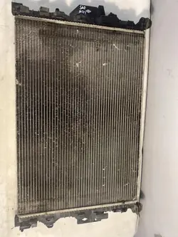 Volvo Vattenkylare OEM 31261105 - Begagnad