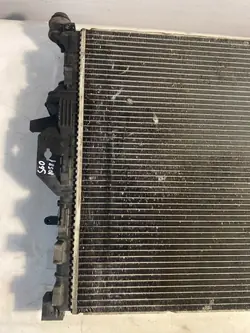 Radiateur d'eau Volvo OEM 31261105 - Occasion