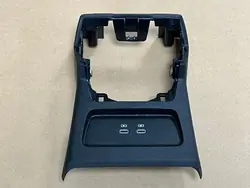 Audi A3 8Y USB-Ladebuchse OEM 3G5035954A - Originalqualität