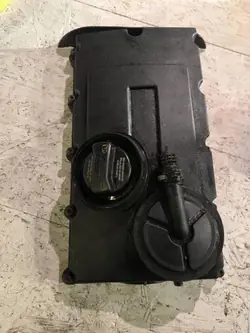 Cubierta seguidor de levas OEM 03G103475 AUDI A3