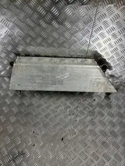Réservoir suspension air OEM 97035815523 Porsche Panamera