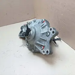 2018 Jaguar F-Pace Främre differential HK833017AD