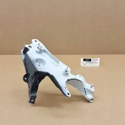 Höger skärmplåtsfäste Volvo S90 II 2017-