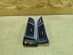 Jäähdyttimen ritilä FOCUS MK3 KRATKA NAWIEWU - Ford OE