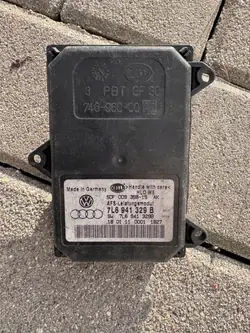 Convertidor de módulo dirección OEM 7L6941329B Usado