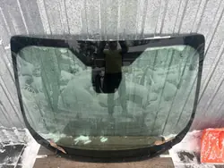 Ford Kuga MK2 Värmevindruta OEM DS7G SZYBA