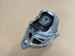 Oikea moottorituki AUDI A6 A7 Q7 4M0199372GJ