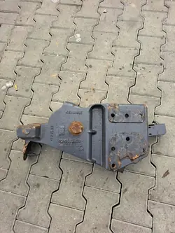 Fjäderfäste Vänster Renault OE OEM 5010562903 5010574077