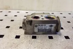 Ilmastointiradiatoriventtiili VW TRANSPORTER V (T5)