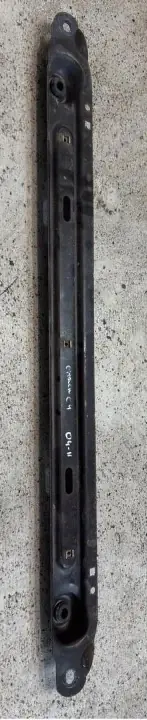 Support de radiateur Citroen C4 OEM 3311044 (2004-2014)