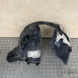 Front Right Wheel Arch Nissan Qashqai II J11 Lift OE 63842 HV00A