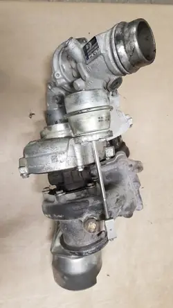 Mercedes Turbo OEM A6510901186 W205 Diesel-malleille