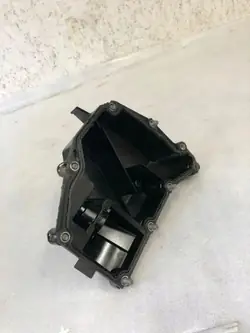Kamföljarhölje OEM 04E103464BH för Skoda Kamiq