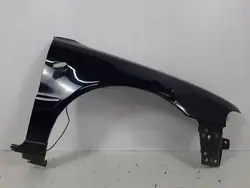 AUDI A4 B5 SEDAN 1.6 8V FRAMHÖGER KOTFLÄNG OEM 8D0821106M